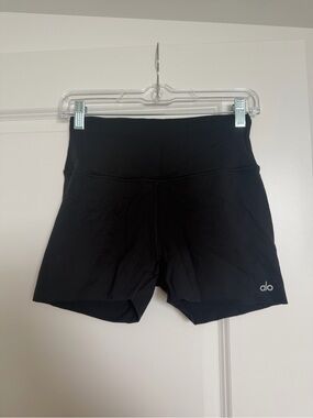 ALO Yoga High-Waist soft sculpt 3” shorts
